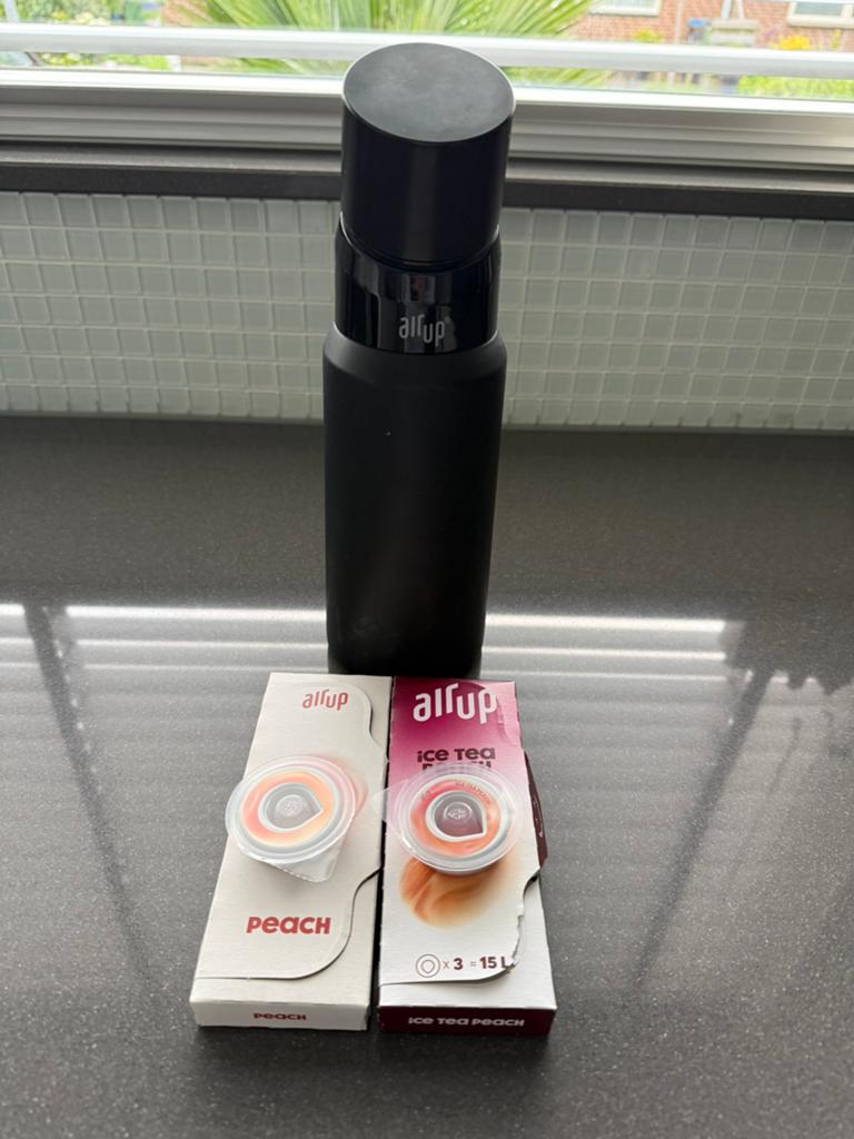 Zwarte stalen Air up fles met 2 pods, Ophalen, Zo goed als nieuw