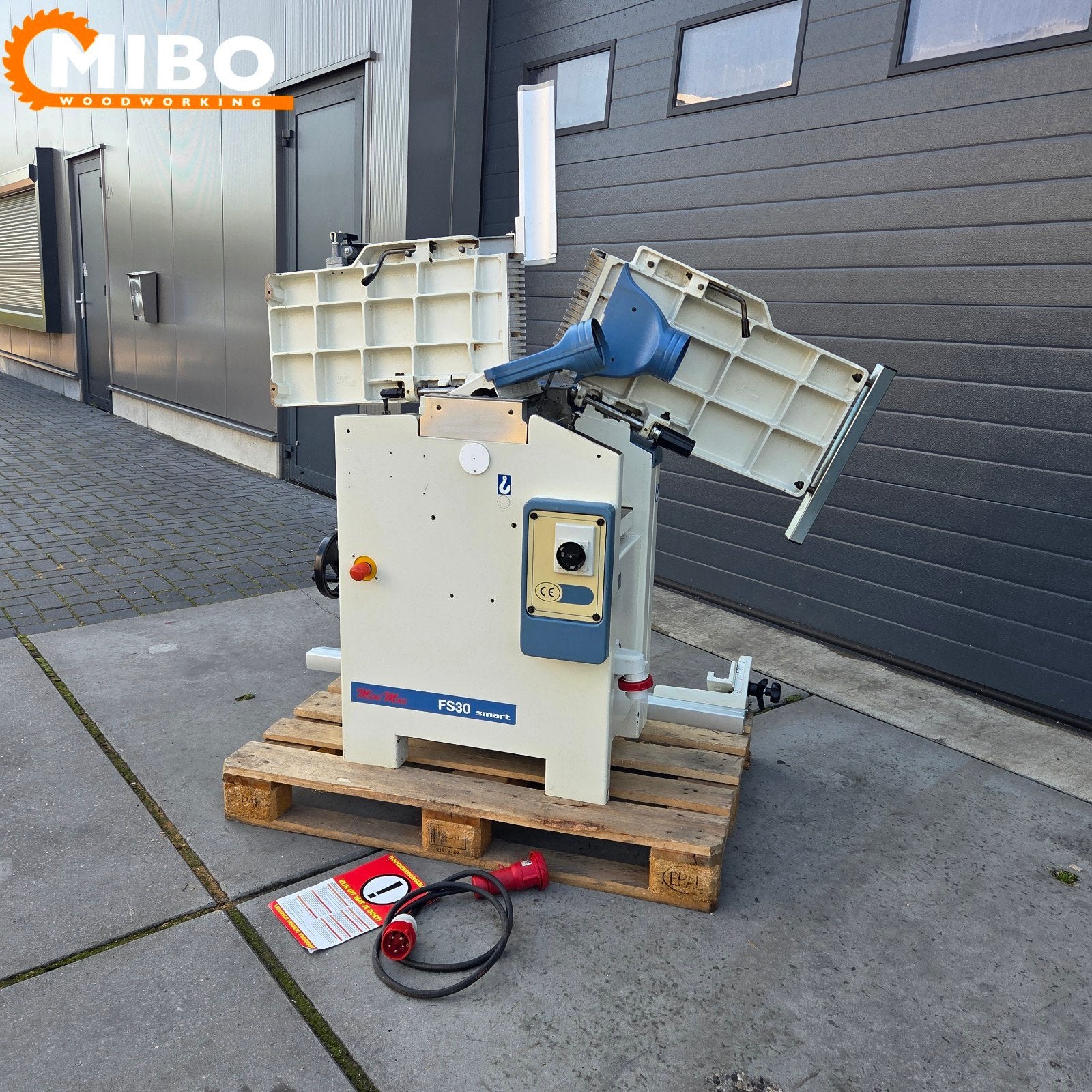 SCM Vlakenvandiktebank 300mm ** Tersa messen ** schaafbank, Doe-het-zelf en Verbouw, Ophalen of Verzenden, Zo goed als nieuw, Elektrisch