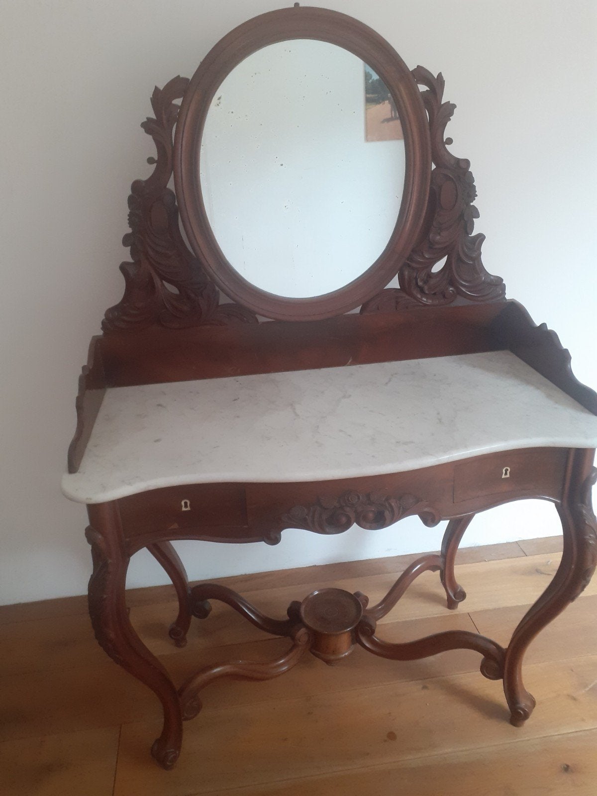 Antieke kaptafel, Ophalen