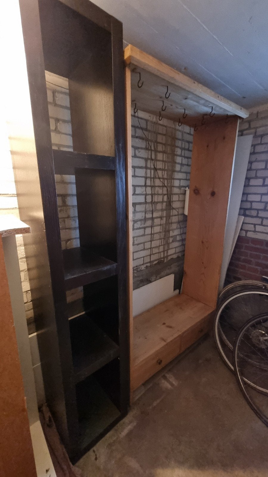 Donkerbruine boekenkast uit 1 stuk, Huis en Inrichting, Ophalen, Minder dan 50 cm, Gebruikt, Modern