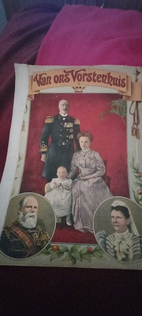 Oud Tekst/Prentenboek "Van Ons Vorstenhuis" - 1909, Ophalen of Verzenden, 20e eeuw of later, Gelezen