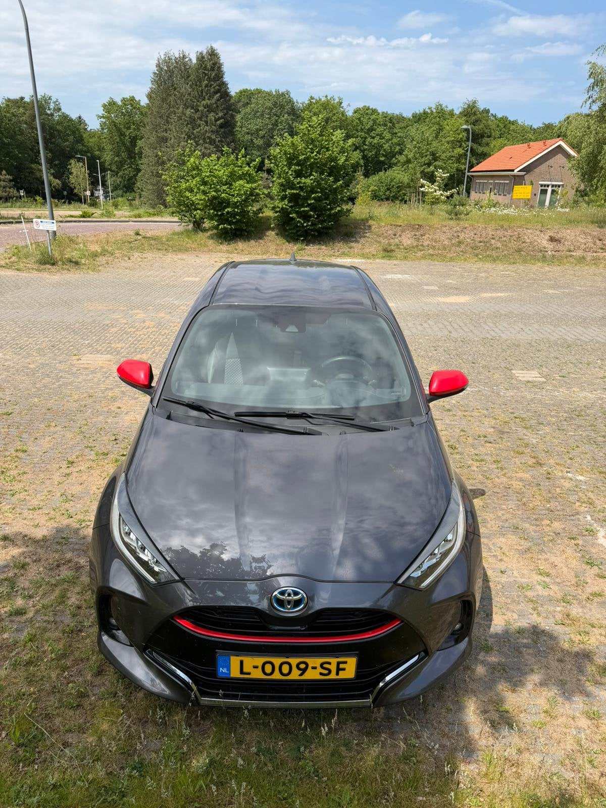 Toyota Yaris 1.5 Hybrid 116pk CVT 2021 Grijs, 450 kg, 450 kg, Yaris, Zilver of Grijs