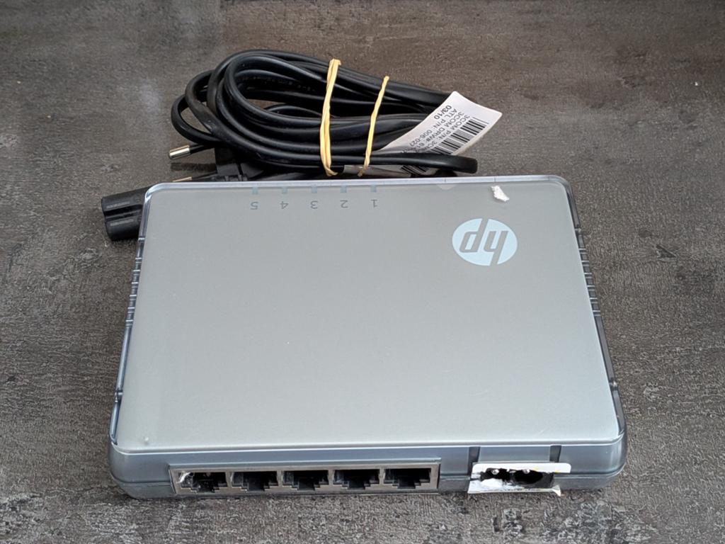 ​HP V1405-5 Switch (3Com Switch 5) – JD866A – Compacte 5-poo, Computers en Software, Netwerk switches, Zo goed als nieuw, Ophalen