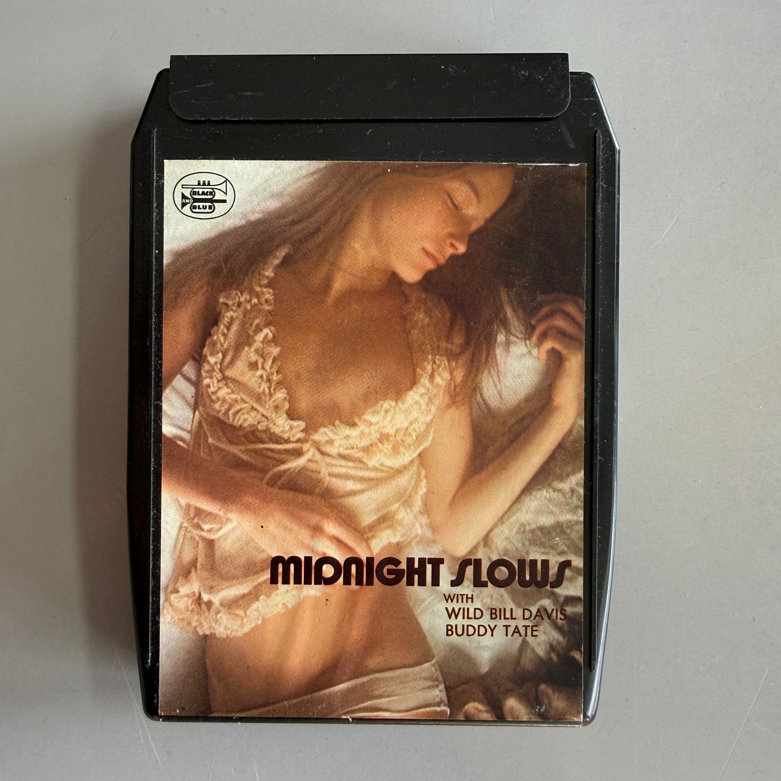 8-track tape Midnight Slows buddy tate wild bill davis, 1 bandje, Ophalen of Verzenden, Zo goed als nieuw, Voorbespeeld