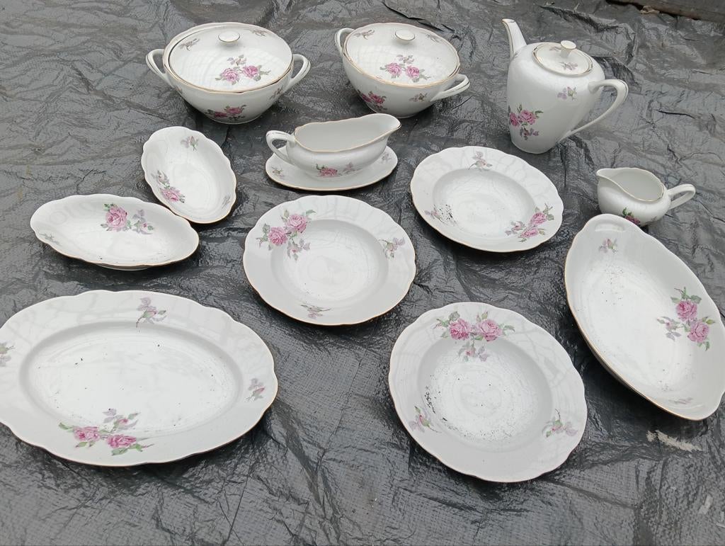 MZ Czechoslovakia servies met rozen, Antiek en Kunst, Ophalen of Verzenden