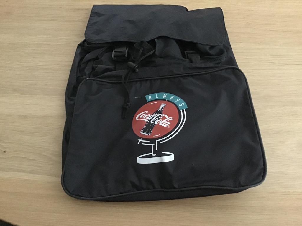 Zwarte Coca Cola rugzak, Ophalen of Verzenden, Nieuw, 25 tot 40 cm, Overige merken