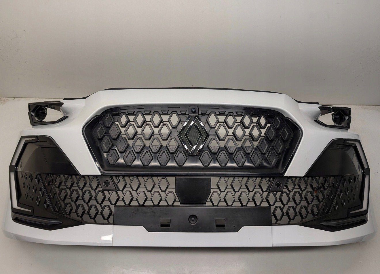 Renault clio 6 voorbumper 2026+ bumper, Auto-onderdelen, Renault Group, Contact.group@renault.com, Renault, Nieuw