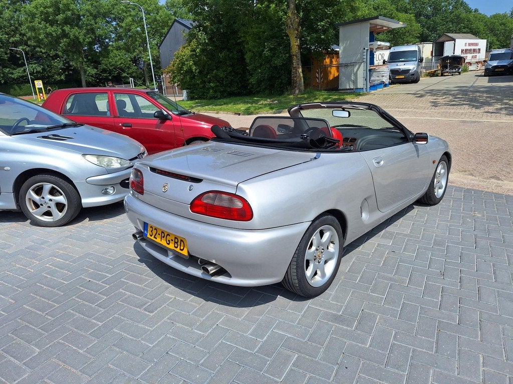 MG F 1.8i / Sportieve Cabrio / APK maart 2027, Auto's, MG, Euro 2, Achterwielaandrijving, Gebruikt, Cabriolet