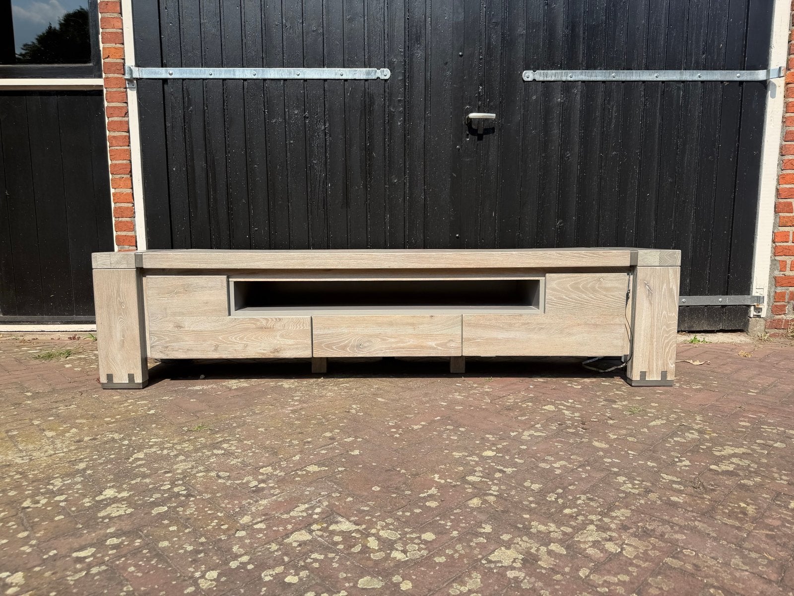 H&H TV-meubel van eikenhout, 150 tot 200 cm, Eikenhout, Ophalen of Verzenden, Zo goed als nieuw
