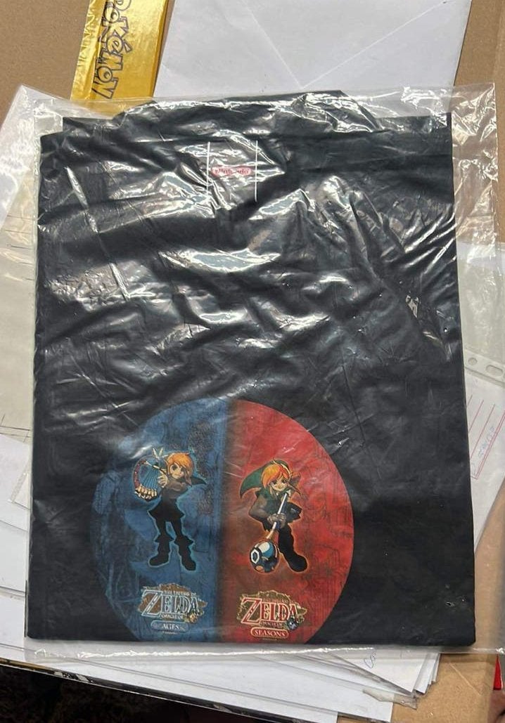 Zelda Oracle of Seasons/Ages GBC Limited Edition T-shirt, Ophalen, Nieuw