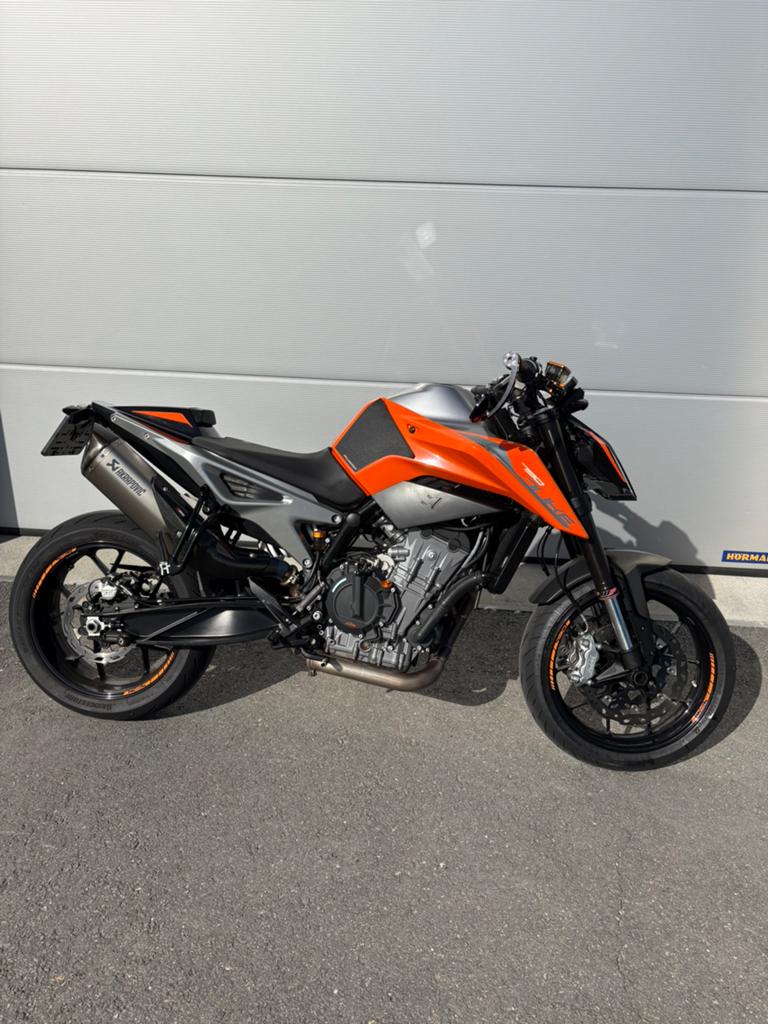 Ktm Duke 790 2018 - Quickshifter up and down - vol vermogen, 2 cilinders, 790 cc, Occasion, Meer dan 35 kW