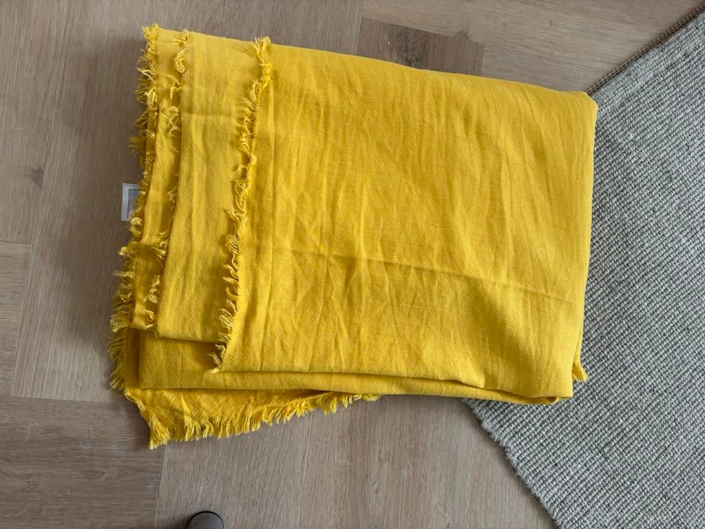 Bedsprei,  grand foulard,  plaid zonnegeel 1,80x2,50 m, Huis en Inrichting, Woonaccessoires | Plaids en Woondekens, Ophalen of Verzenden