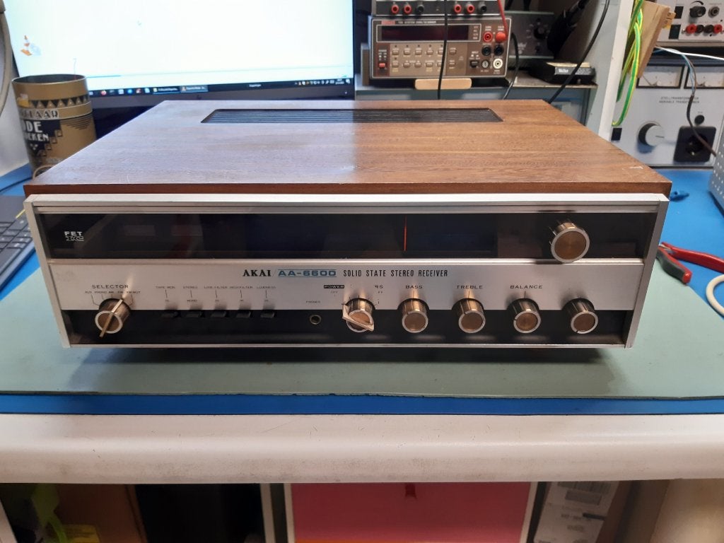 akai aa-6600, Audio, Tv en Foto, Versterkers en Receivers, Ophalen, Refurbished, Minder dan 60 watt, Overige merken