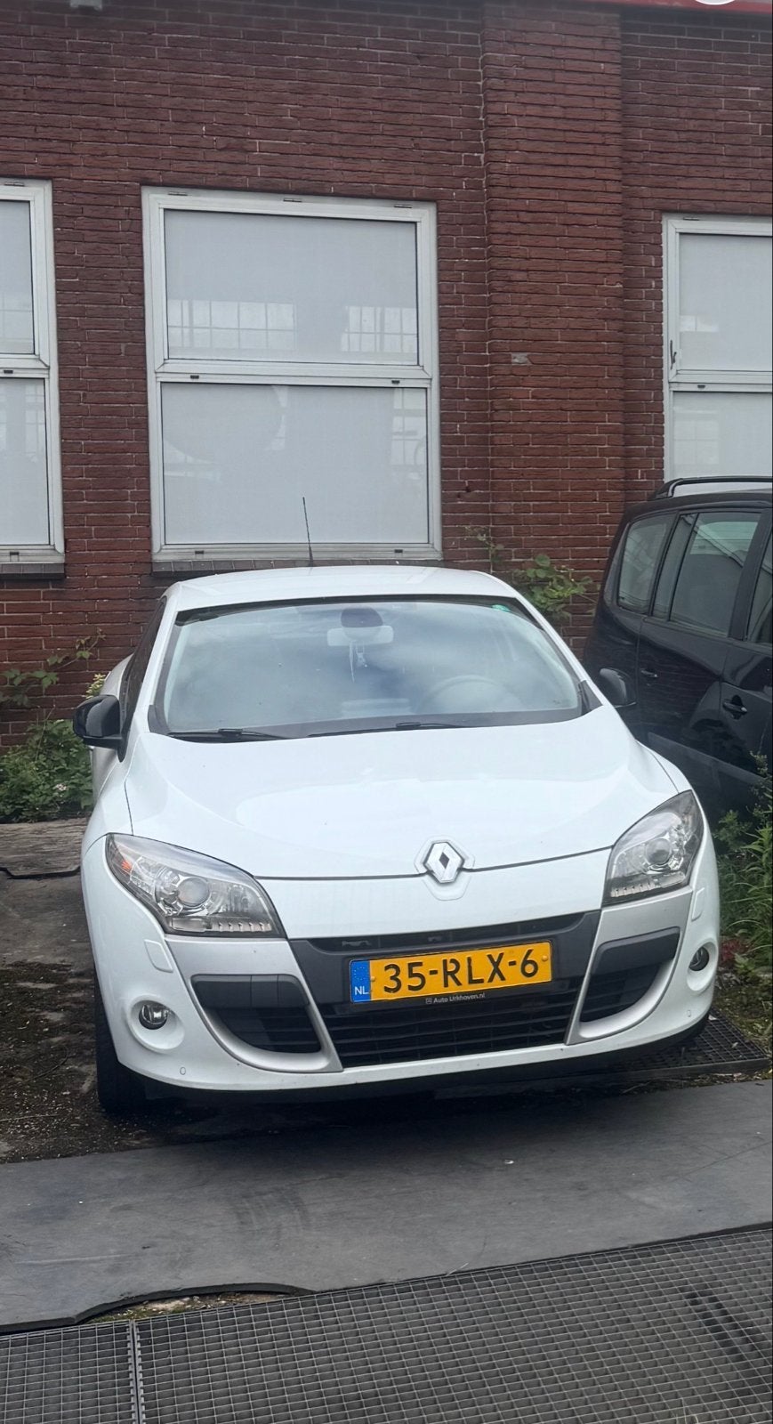 Renault Mégane 2.0 16V 103KW Coupe CVT 2011 - DEFECTE SENSOR, Auto's, Renault, 4 cilinders, Wit, Origineel Nederlands, Particulier