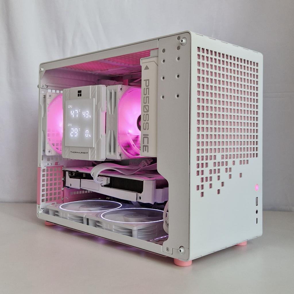 Ryzen 7 7800X3D, RTX 5070 12GB | SFF Sakura Gaming PC, StellaPCs, 32 GB, Virtual Reality, Nieuw