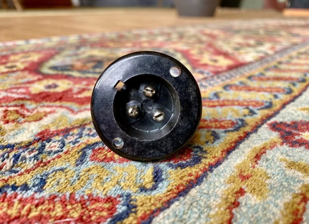 1960's NOS Bulgin England 3-pin mains socket Marshall VOX, Bulgin, Zo goed als nieuw, UK, Info@bulgin.com