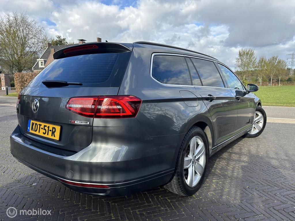 Volkswagen Passat Variant 1.4 TSI DSG Highline Massage✅, Auto's, Volkswagen, Stof, Gebruikt, Zwart, 4 cilinders