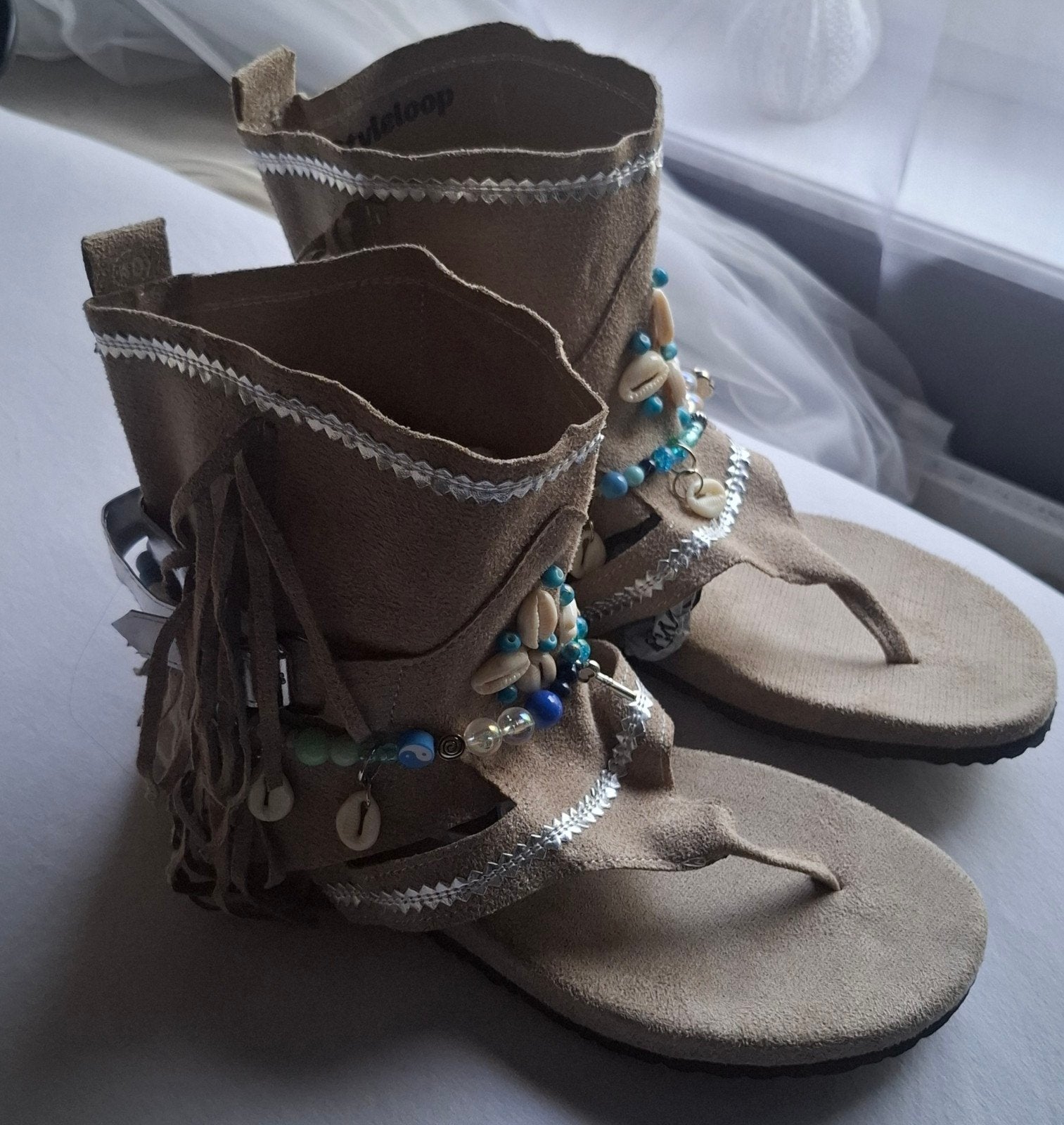 Boho Ibiza sandaaltje/slipper zgan mt 39, Beige, Zo goed als nieuw, Sandalen of Muiltjes, Ophalen of Verzenden