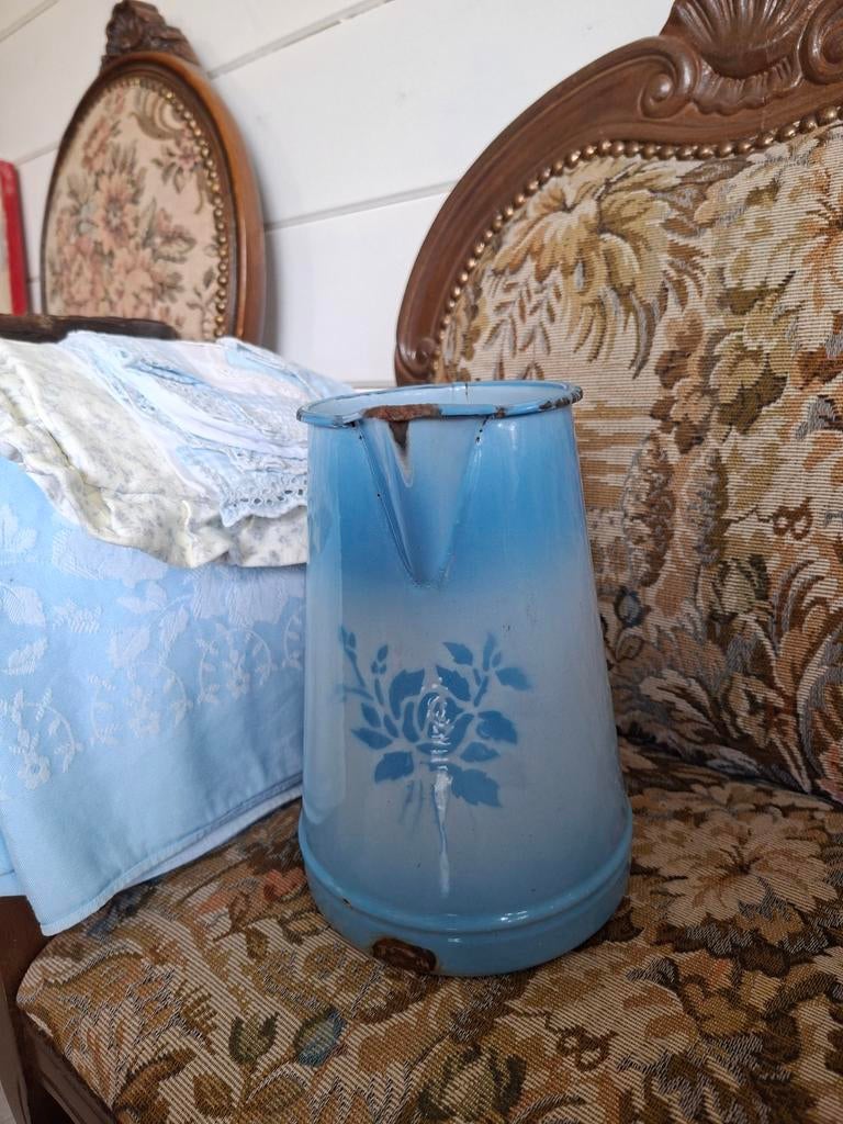 Antiek brocante oude licht blauwe emaille kan met bloemen., Antiek en Kunst, Antiek | Emaille, Ophalen of Verzenden