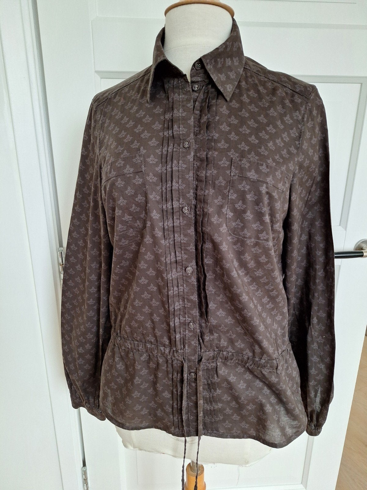 mooie blouse Esprit mt 40 42, Maat 38/40 (M), Ophalen of Verzenden, Zo goed als nieuw, Grijs