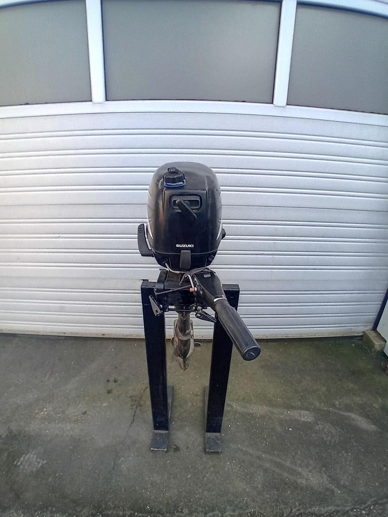 Diverse buitenboordmotoren te koop – 2.5 tot 15 pk, Ophalen, Benzine, Elektrische start