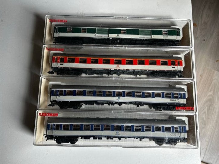 Fleischmann H0 Wagons - 4 stuks (5171, 5173, 5174), Gelijkstroom, Wagon, Ophalen of Verzenden, Zo goed als nieuw