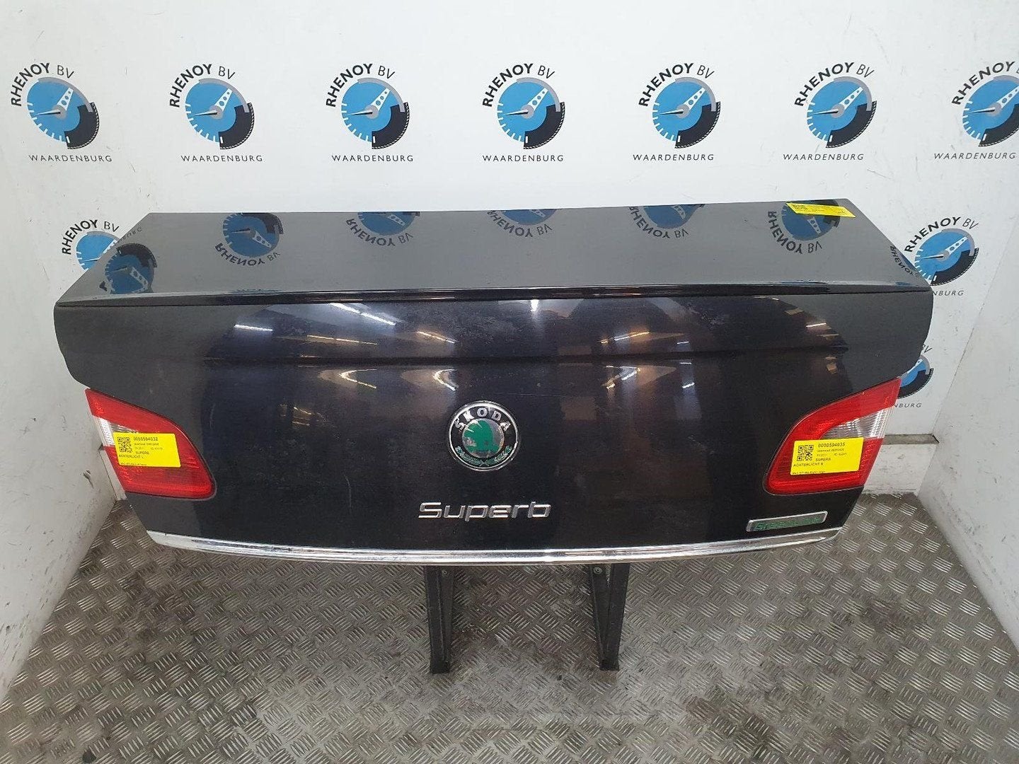 SKODA SUPERB TDI ACHTERKLEP 2011, Ophalen of Verzenden, Gebruikt, Stiba lid