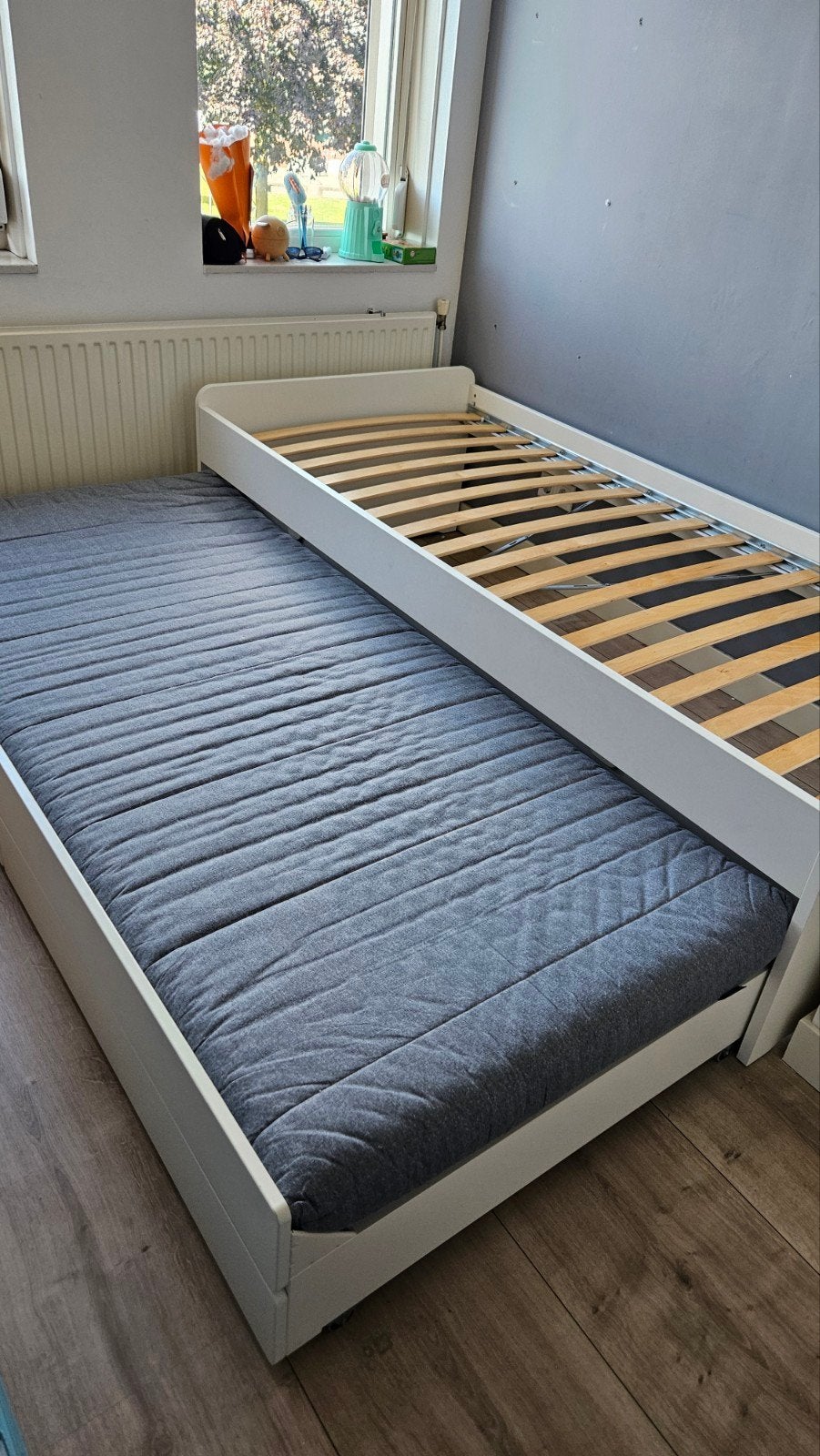 IKEA eenpersoonsbed SLÄKT 90 x 200-nieuwstaat, Huis en Inrichting, Ophalen, 90 cm, Eenpersoons, Zo goed als nieuw