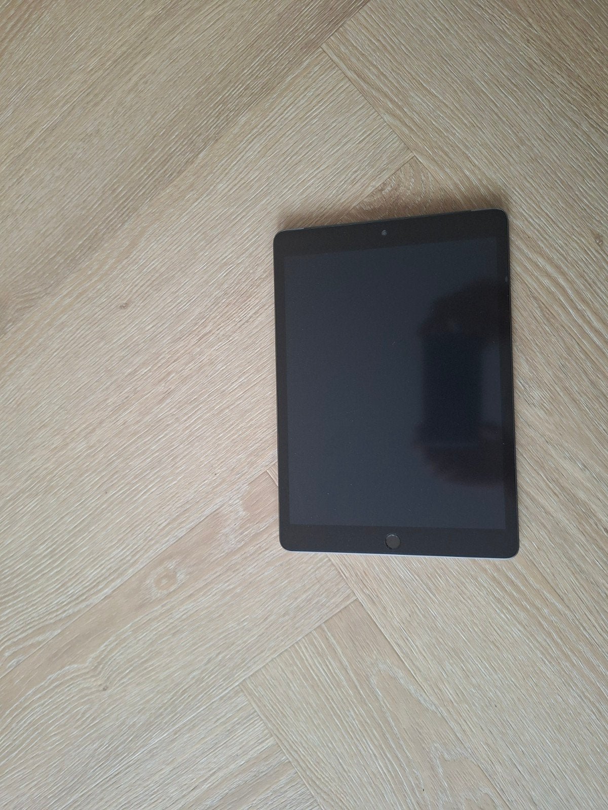 Apple iPad (8e generatie) 128GB Wi-Fi + Cellular Spacegrijs, Apple iPad, Zo goed als nieuw, 128 GB, Grijs