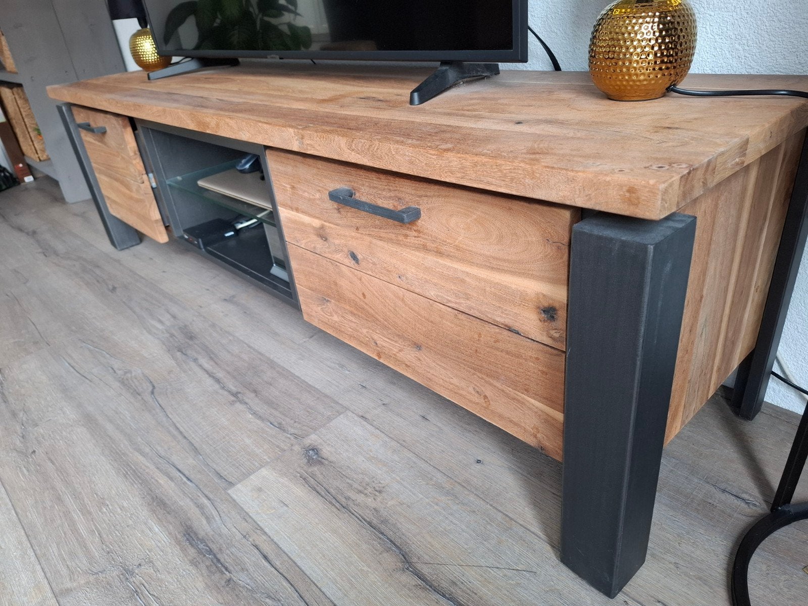 Tv meubel, Ophalen, Zo goed als nieuw, 25 tot 50 cm, 150 tot 200 cm