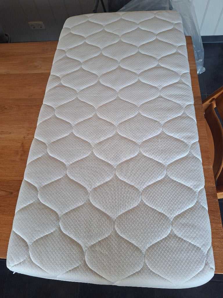 Kindermatrasje 55 cm x 110 cm, Ophalen, Zo goed als nieuw, Matras, Overige maten