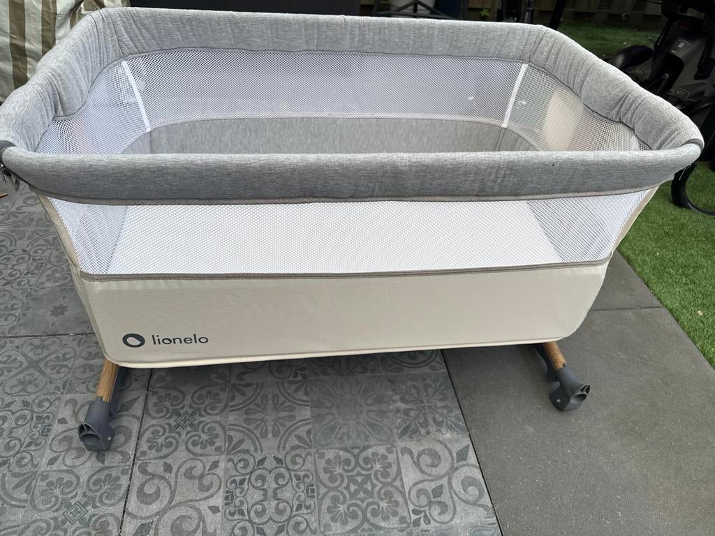 Lionelo co-sleeper - verstelbaar, met wieltjes, reflux, Ophalen, Zo goed als nieuw, Wieg