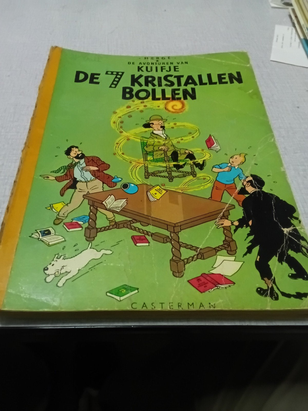 De avonturen van Kuifje; De Zeven Kristallen Bollen.1948, Eén stripboek, Ophalen of Verzenden, Gelezen
