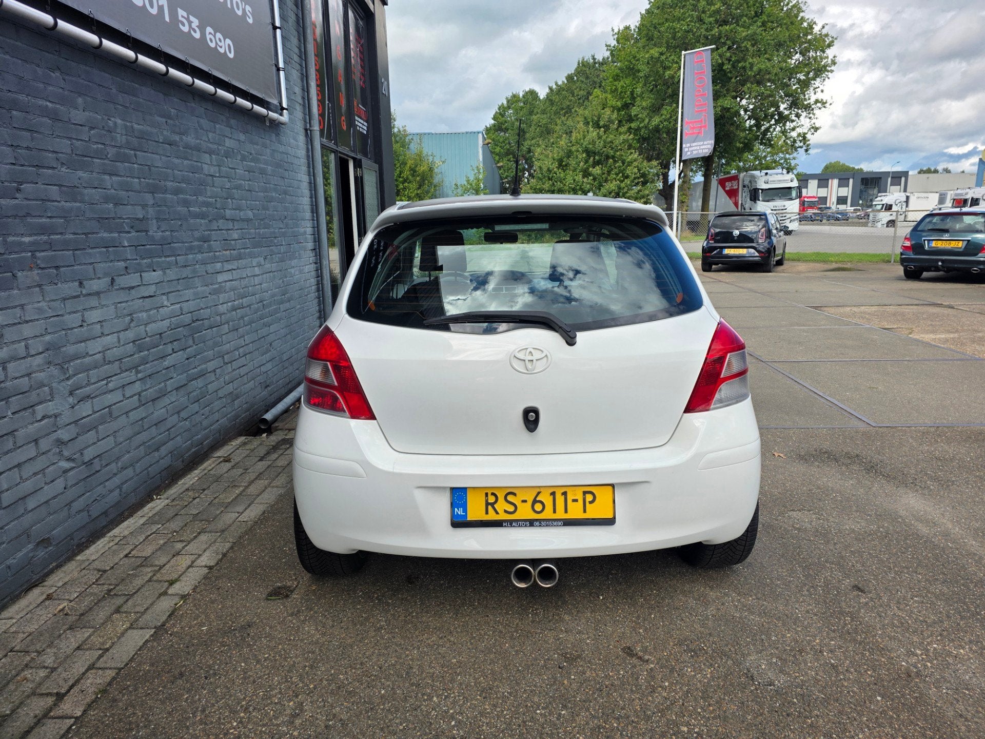 Toyota Yaris 1.3 VVTi Comfort, Voorwielaandrijving, 1025 kg, Zwart, 4 cilinders