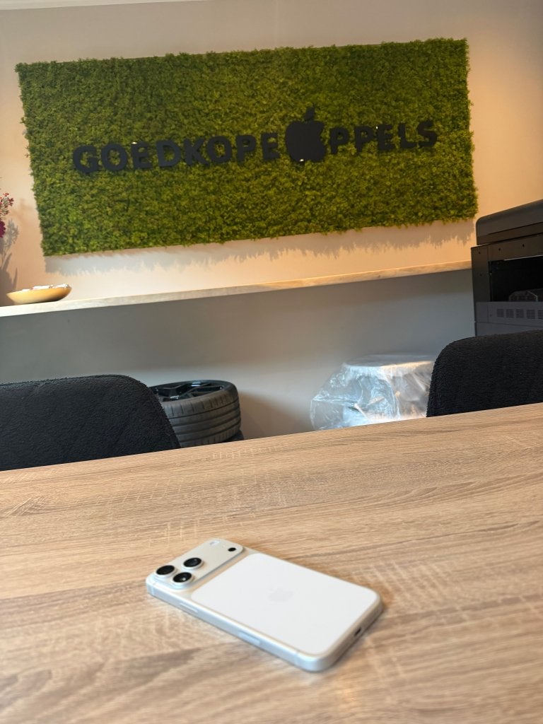 iPhone 17 Pro Max 256GB Zilver | 100% accu, Apple, Cupertino California, Support@apple.com, Zonder simlock
