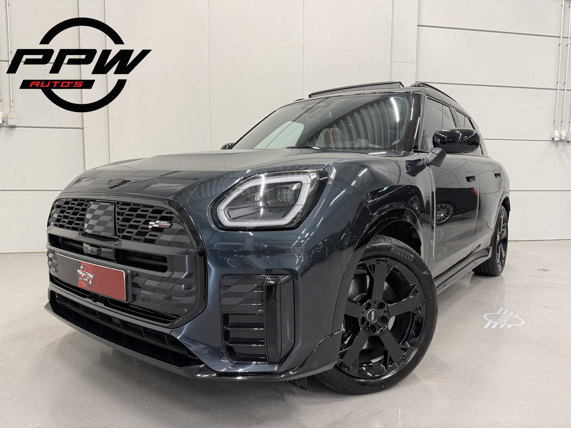 MINI Countryman 1.5 C JCW XL LEGEND-GREY/PANO/JCW-LEER+MASSA, Zwart, Met garantie (alle), Leder, Bedrijf