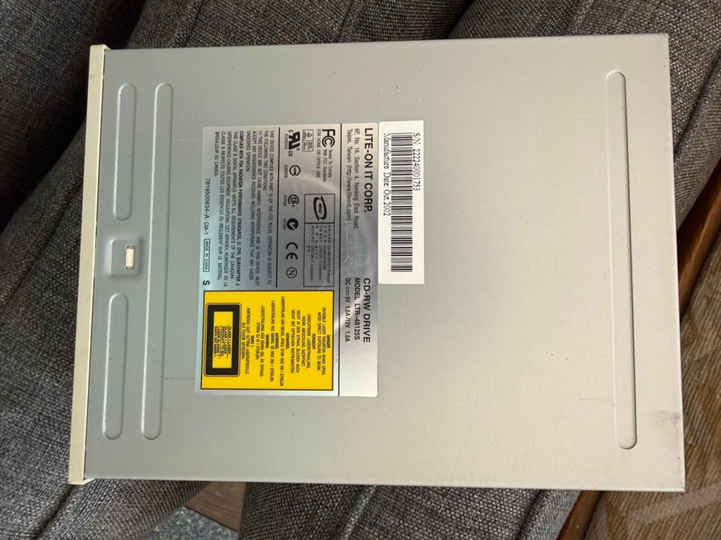 Lite-On CD-RW Drive 48x12x48x - Intern, Ophalen, Intern, Gebruikt, Windows