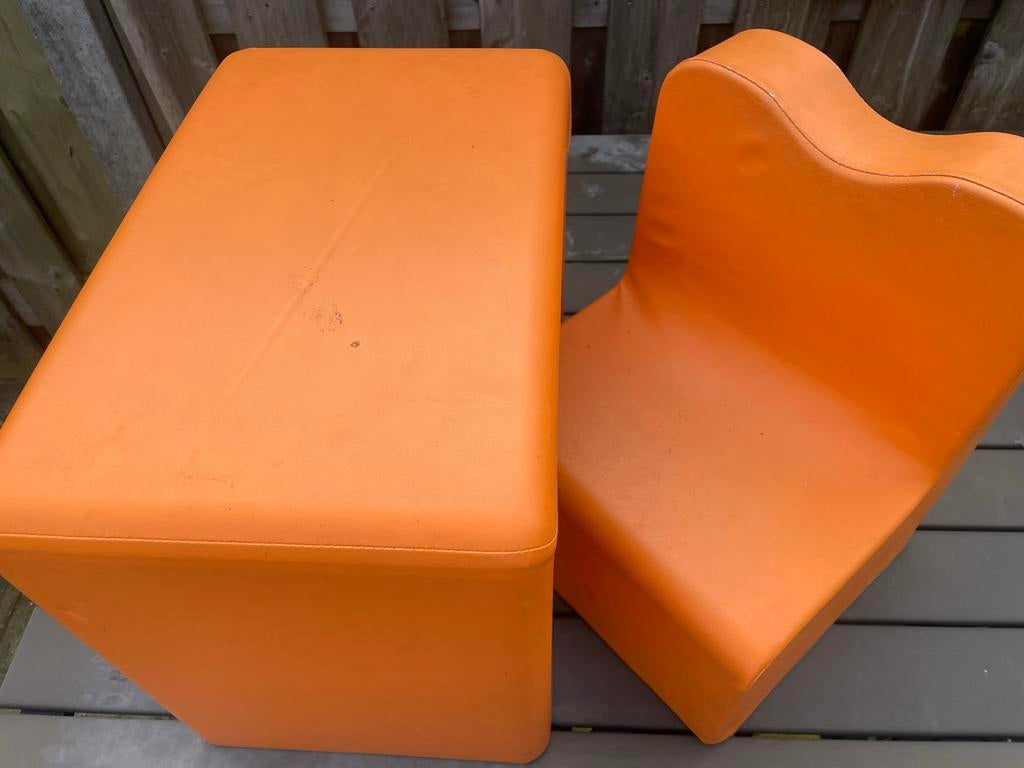 Oranje peuter zitje/stoeltje - veelzijdig en stevig, Ophalen of Verzenden, Gebruikt, Overige typen