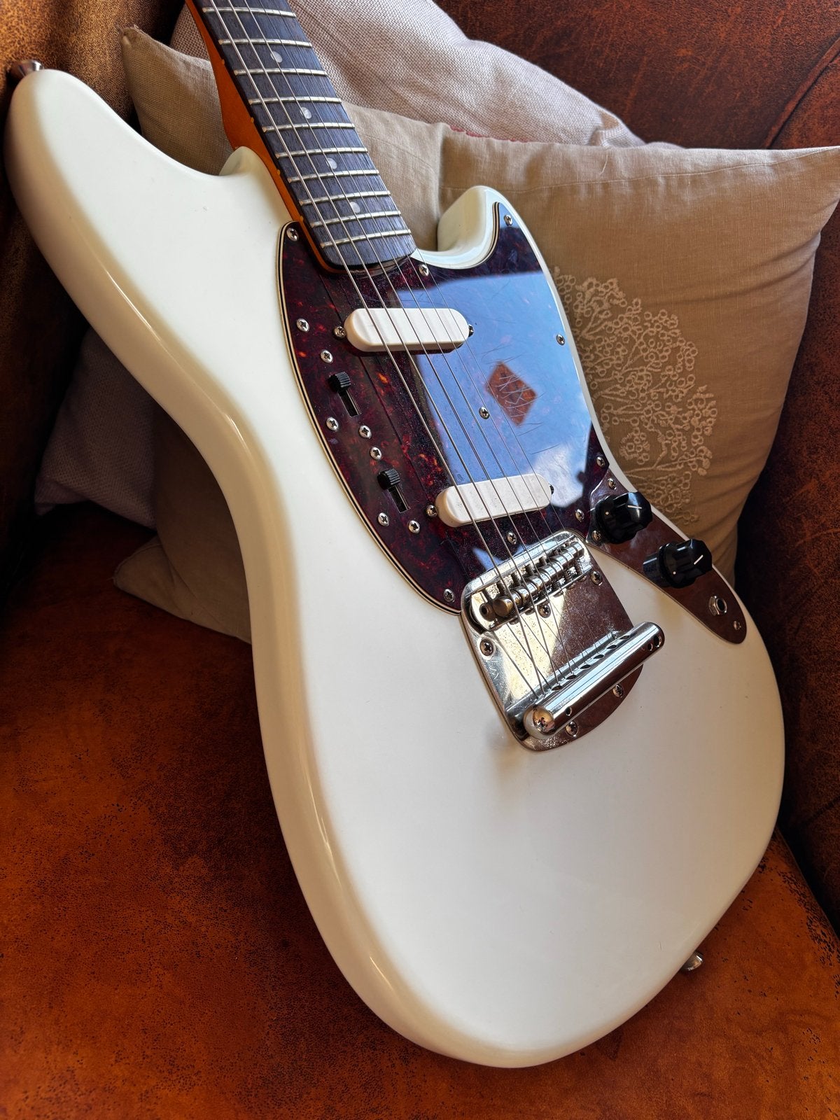 Squier Classic Vibe ‘60s Mustang elektrische gitaar, Ophalen, Zo goed als nieuw, Solid body, Fender