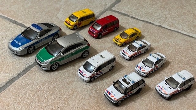 Speelgoed auto’s, ambulance, politie, brandweer metaal. De g, Ophalen of Verzenden, Gebruikt