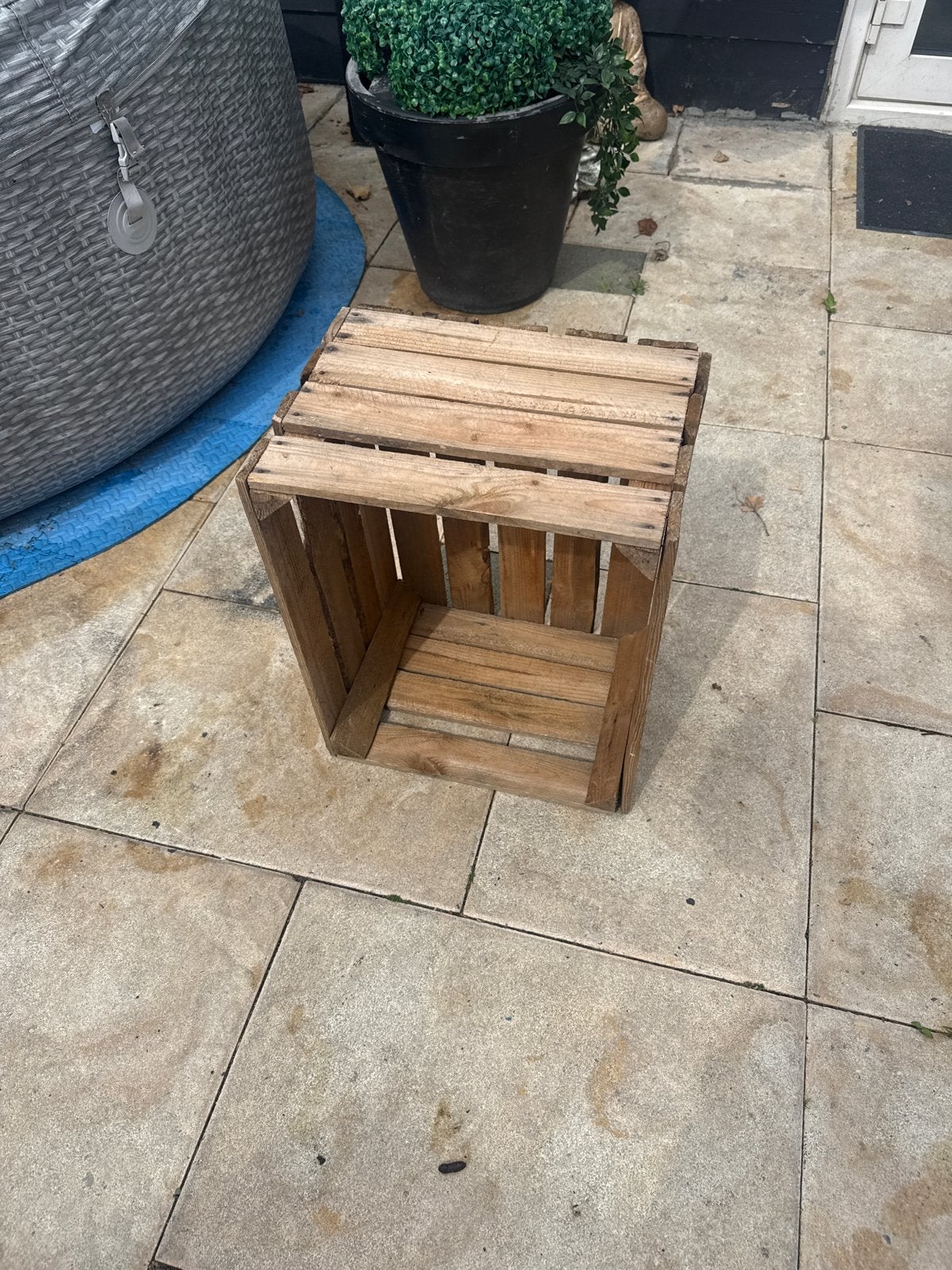 Houten krat  2 stuks, Ophalen of Verzenden, Gebruikt, Overige houtsoorten, Minder dan 50 cm