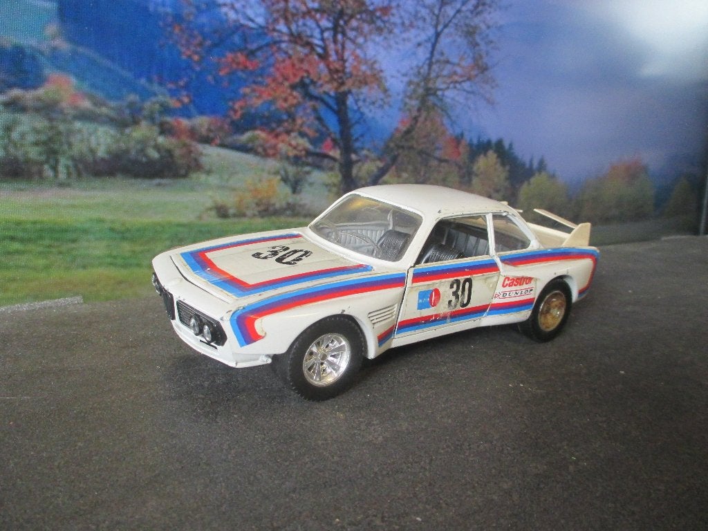 1/24 BMW 3.5 CSL - Bburago Racing #30 wit #2, Ophalen of Verzenden, Gebruikt, Bburago