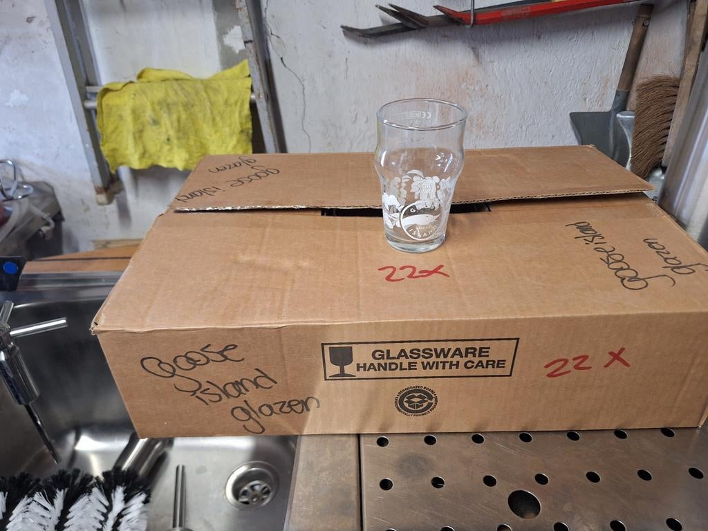22x Goose Island bierglazen - Zo goed als nieuw, Ophalen of Verzenden, Zo goed als nieuw, Overige merken, Glas