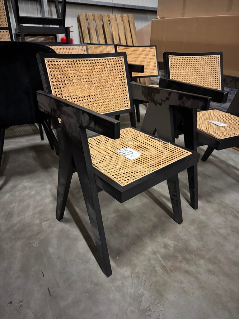 [x3 pallets] Stijlvolle Zwarte Rotan Stoel - Kapot, Ophalen, Gebruikt, Zwart, Vijf, Zes of meer stoelen