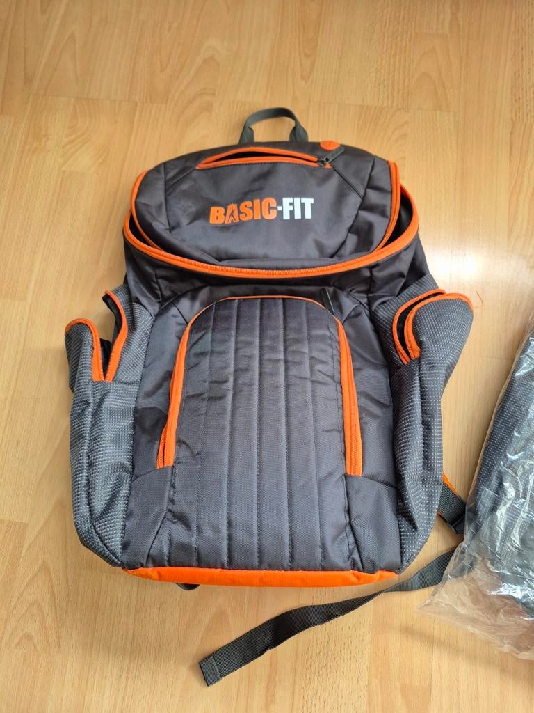 Basic-Fit sporttas / rugzak - Nieuw en gebruikte, Ophalen, Nieuw, Unisex volwassen