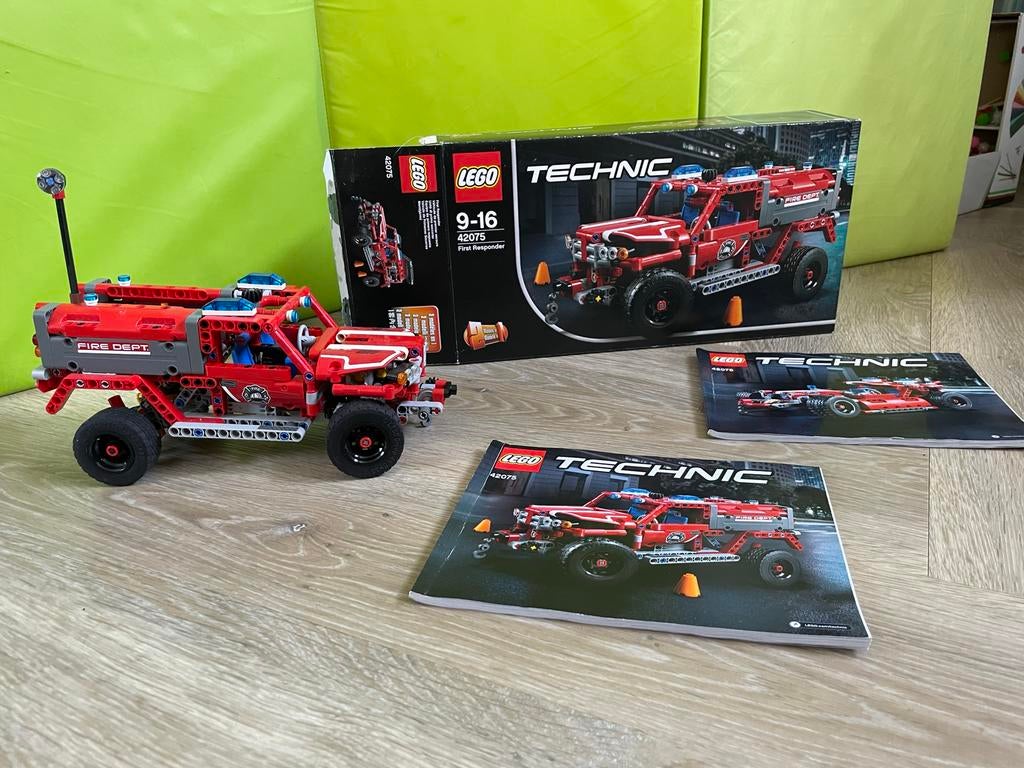 Lego Technic 42075 Brandweerwagen (Fire Responder)., Lego, Ophalen of Verzenden, Zo goed als nieuw, Complete set