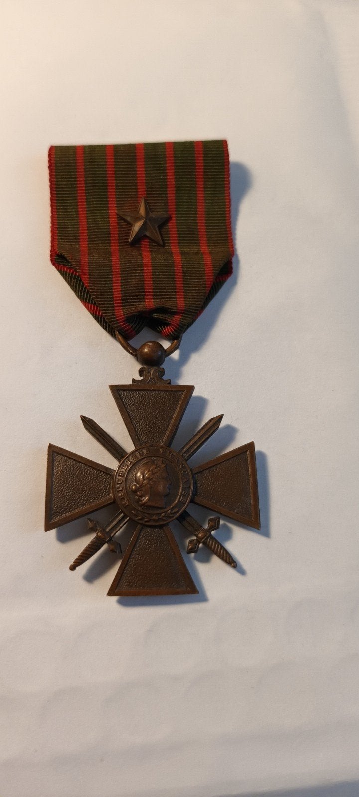 Franse Oorlogskruis 1914-1918 met ster en zwaarden, Ophalen of Verzenden, Overige soorten, Overige gebieden, Lintje, Medaille of Wings