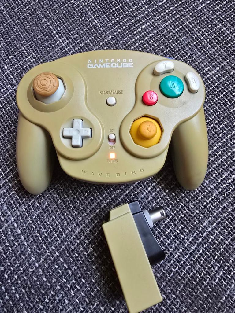 Draadloze GameCube joystick, Ophalen of Verzenden, Met 1 controller