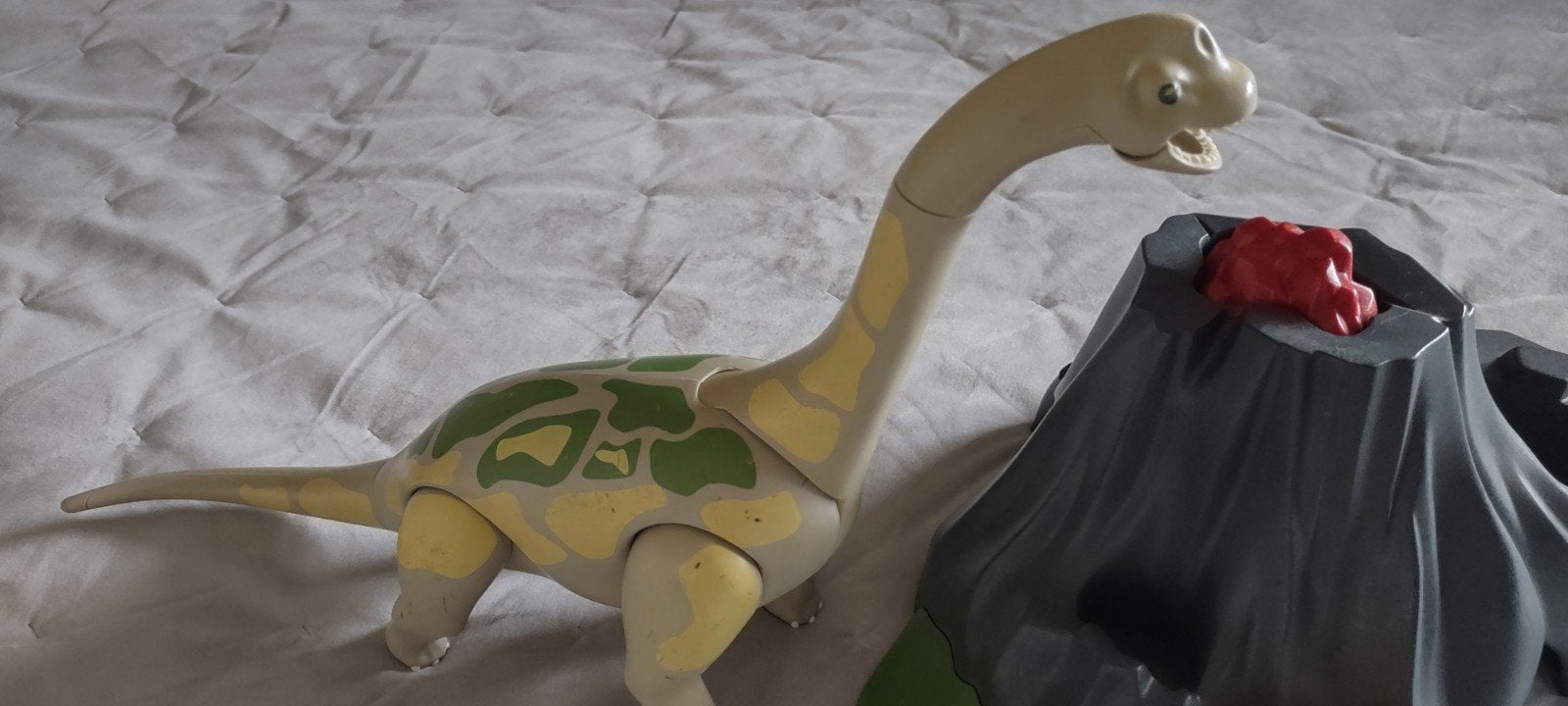 Playmobil Dino met vulkaan 25 cm hg, Kinderen en Baby's, Speelgoed | Playmobil, Ophalen of Verzenden