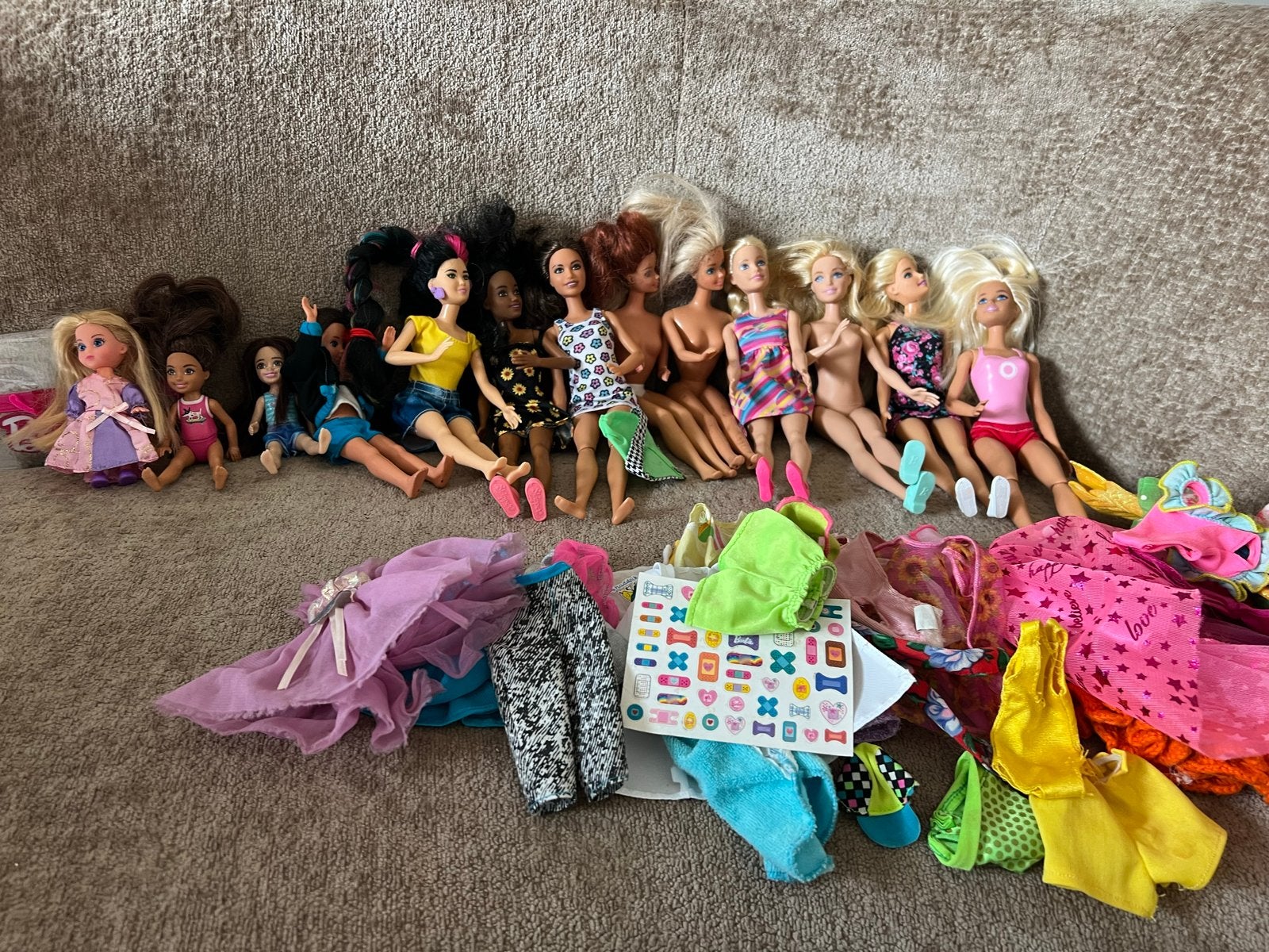 Grote Barbie set met poppen, meubels en accessoires, Ophalen of Verzenden, Gebruikt, Barbie